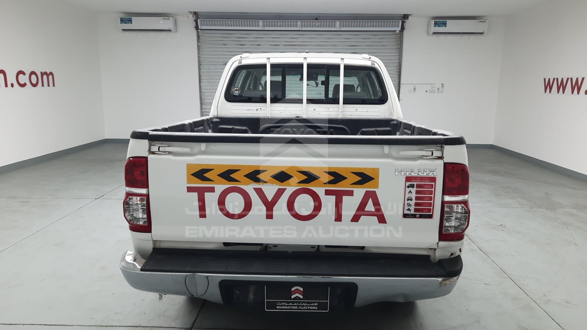 2014 TOYOTA HILUX VIN: MR0FX22G3E1392356