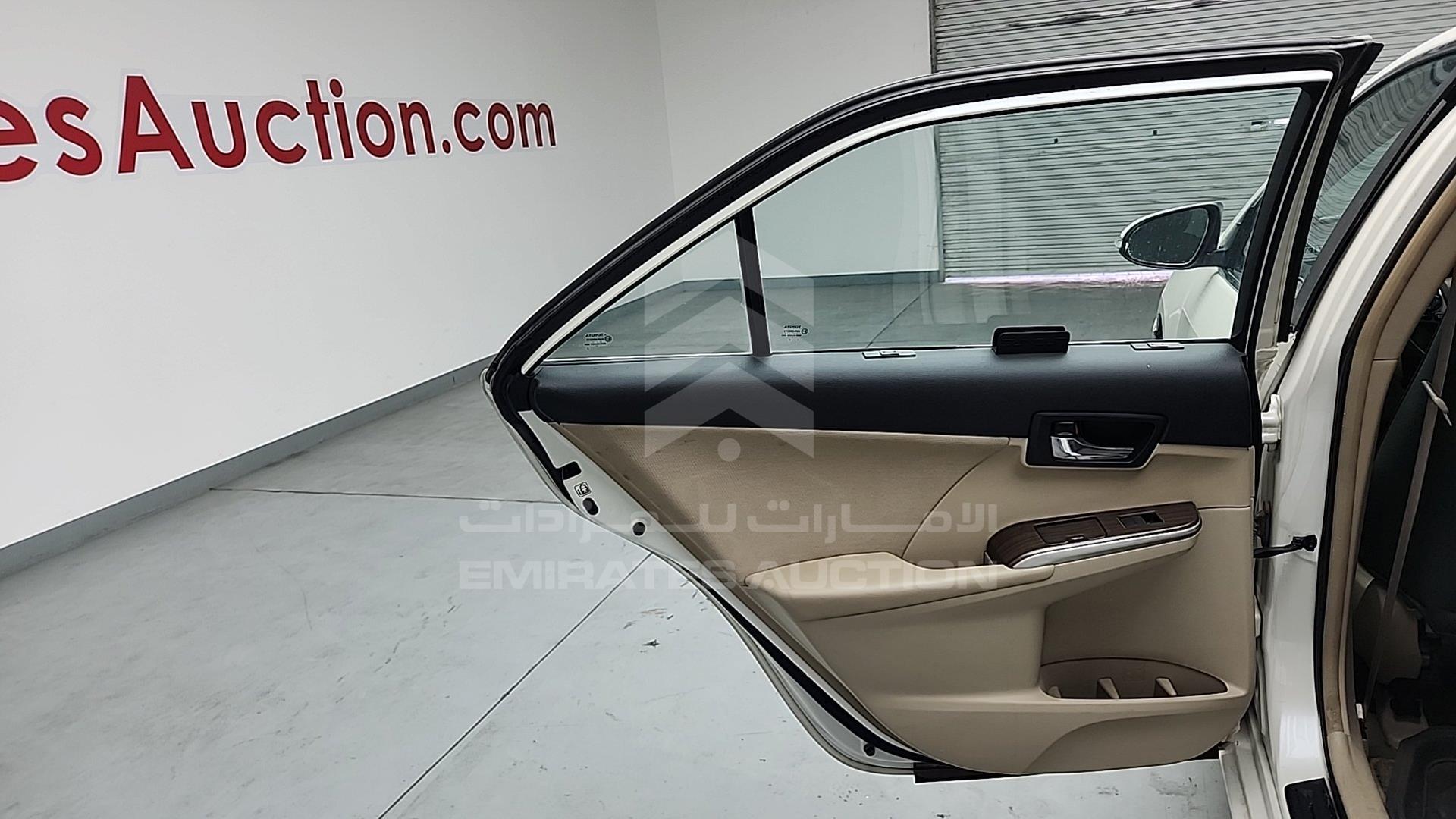 2015 TOYOTA CAMRY VIN: 6T1BF9FK5FX558608