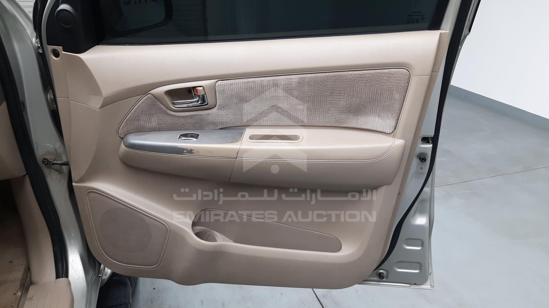 2006 TOYOTA FORTUNER VIN: MR1YU59G660006167