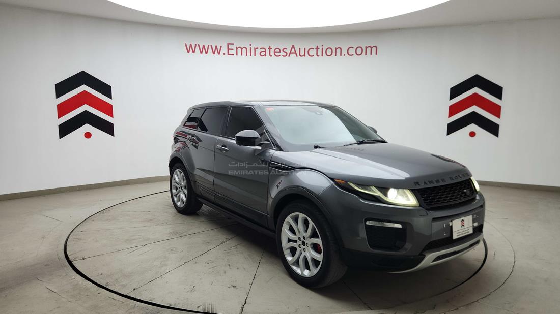 2016 Range Rover Evoque — Front Right Angle — Photo 11