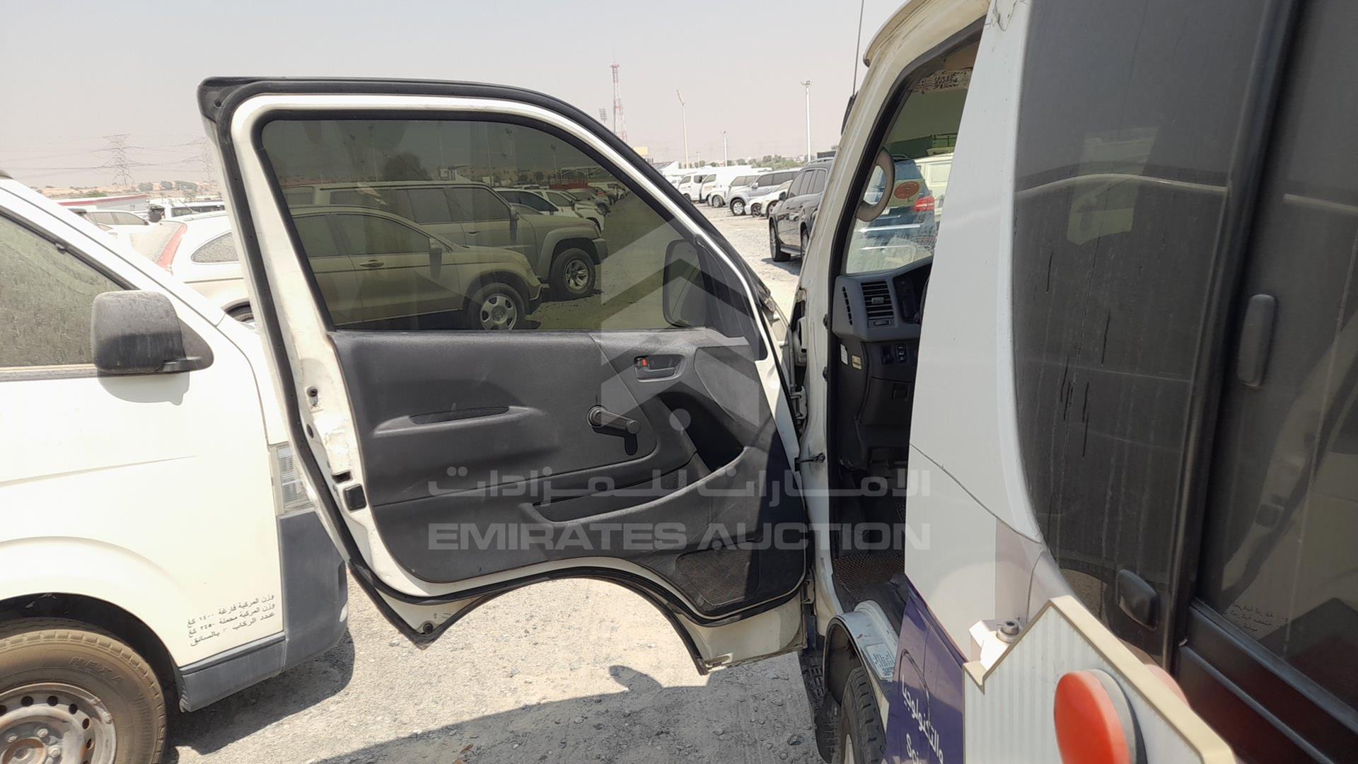 2008 TOYOTA HIACE VIN: JTGJX02P580014548