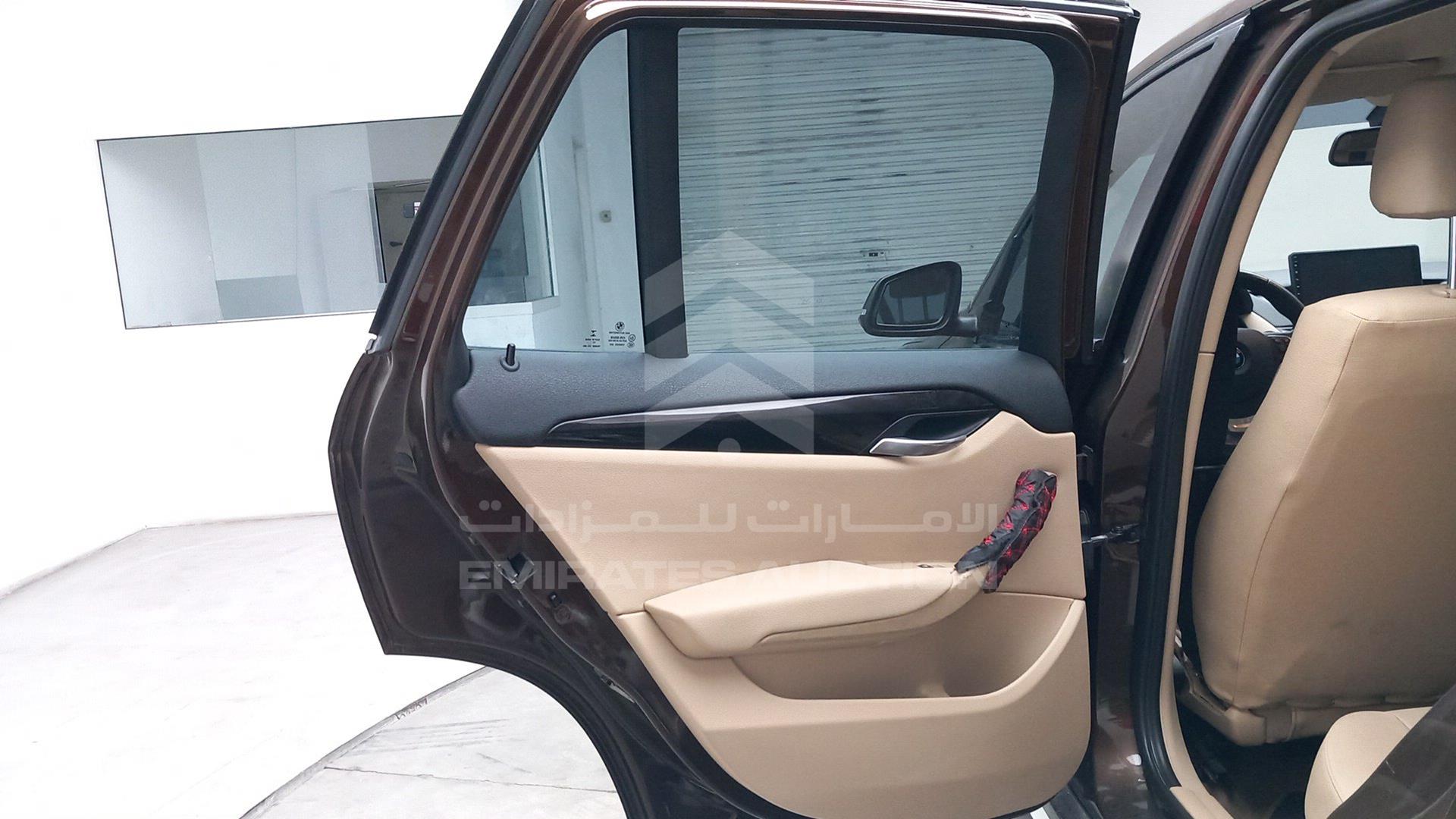 2014 BMW X1 VIN: WBAVL3105EVS48393