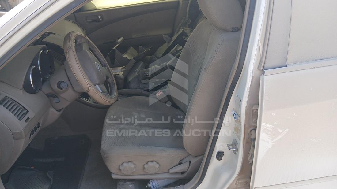 2005 Nissan Altima — Front Left Driver Seat View — Photo 12