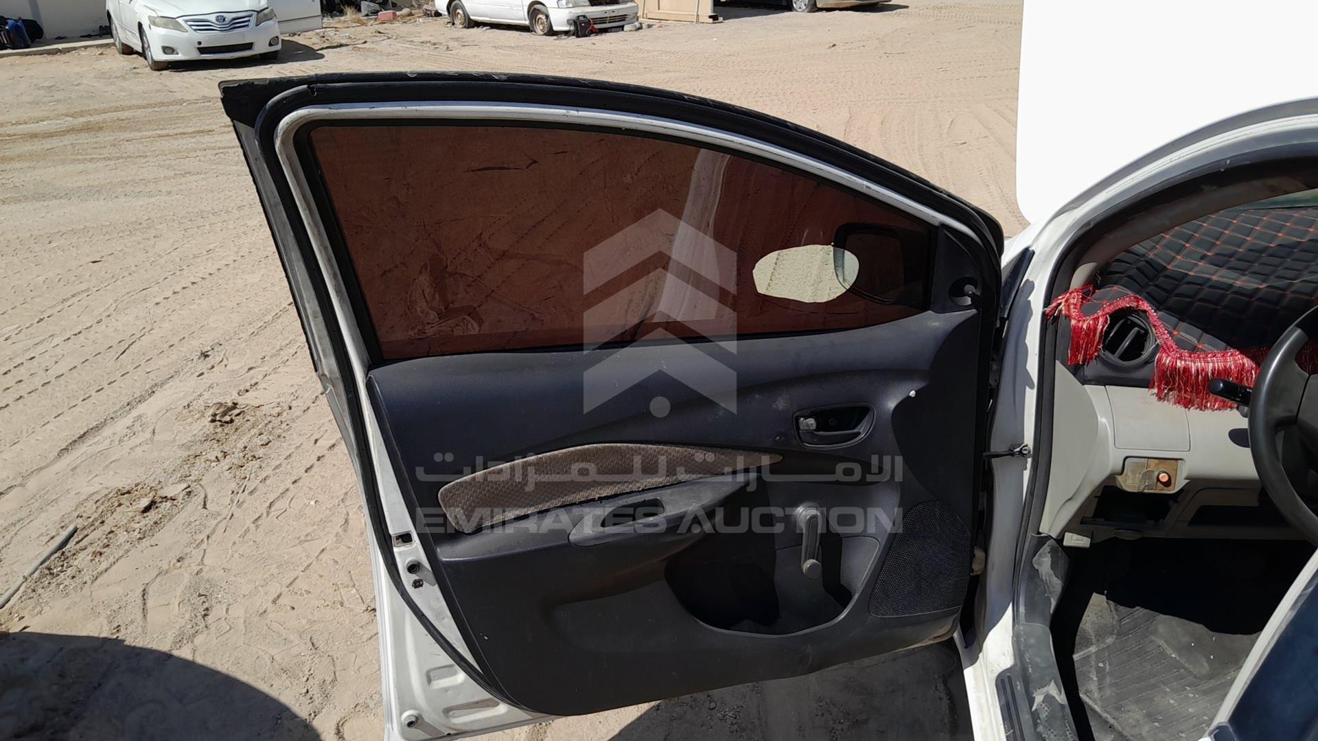 2007 TOYOTA YARIS VIN: JTDBW923771067248