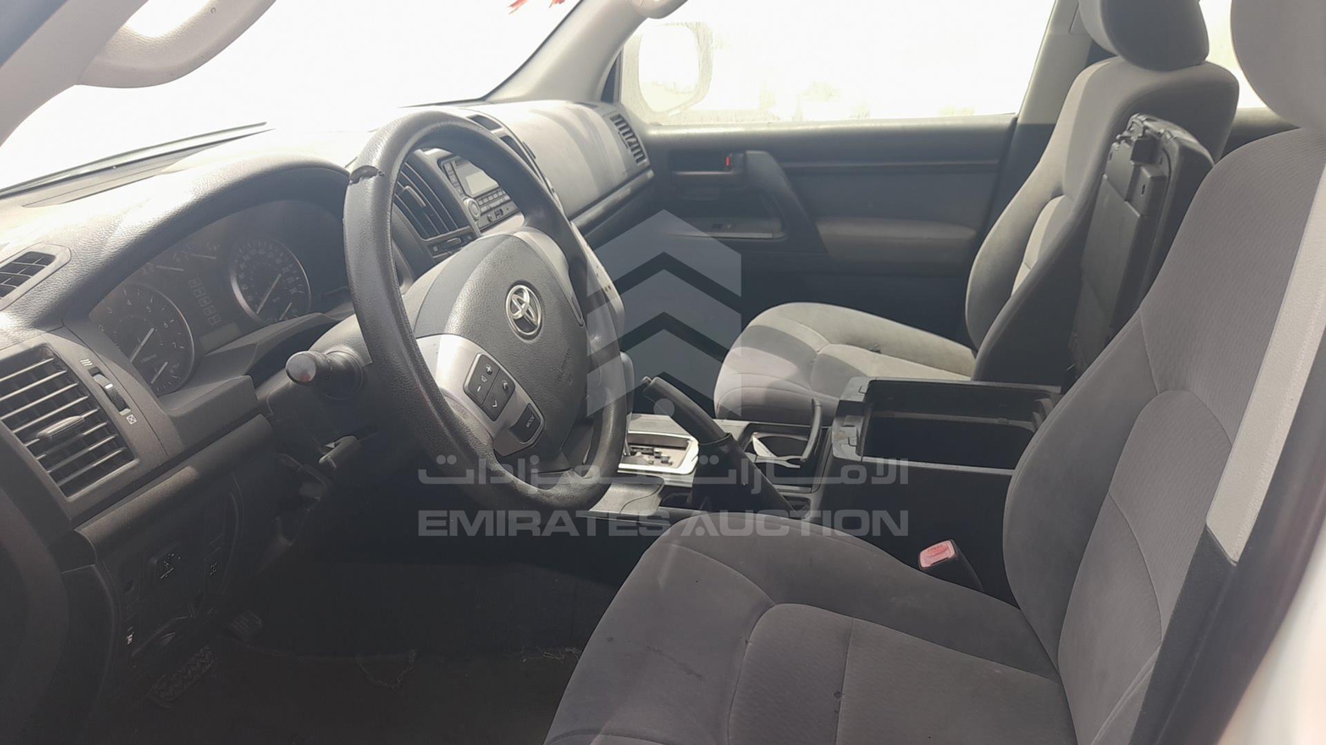 2012 TOYOTA LAND CRUISER VIN: JTMDU09J9C5057497