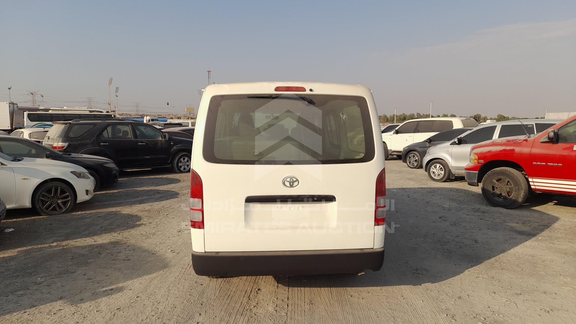 2007 TOYOTA HIACE VIN: JTGJX02P770011388