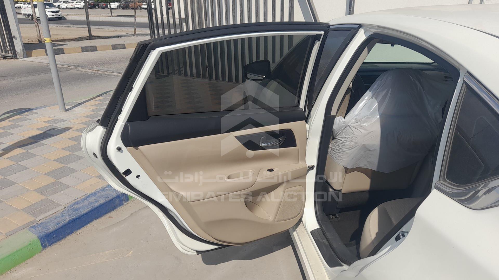 2018 NISSAN ALTIMA VIN: 1N4AL3A97JC273937