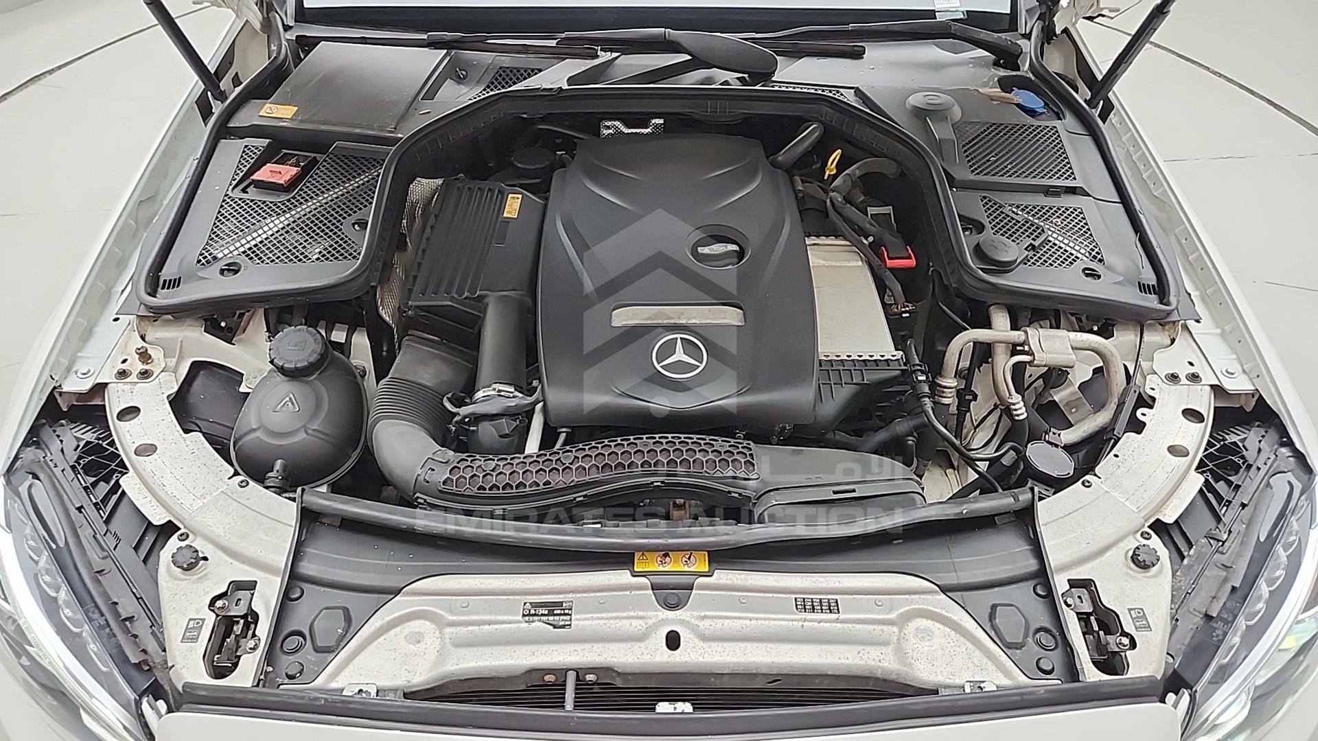 2015 MERCEDES C 200 VIN: WDDWF4CB9FR032422
