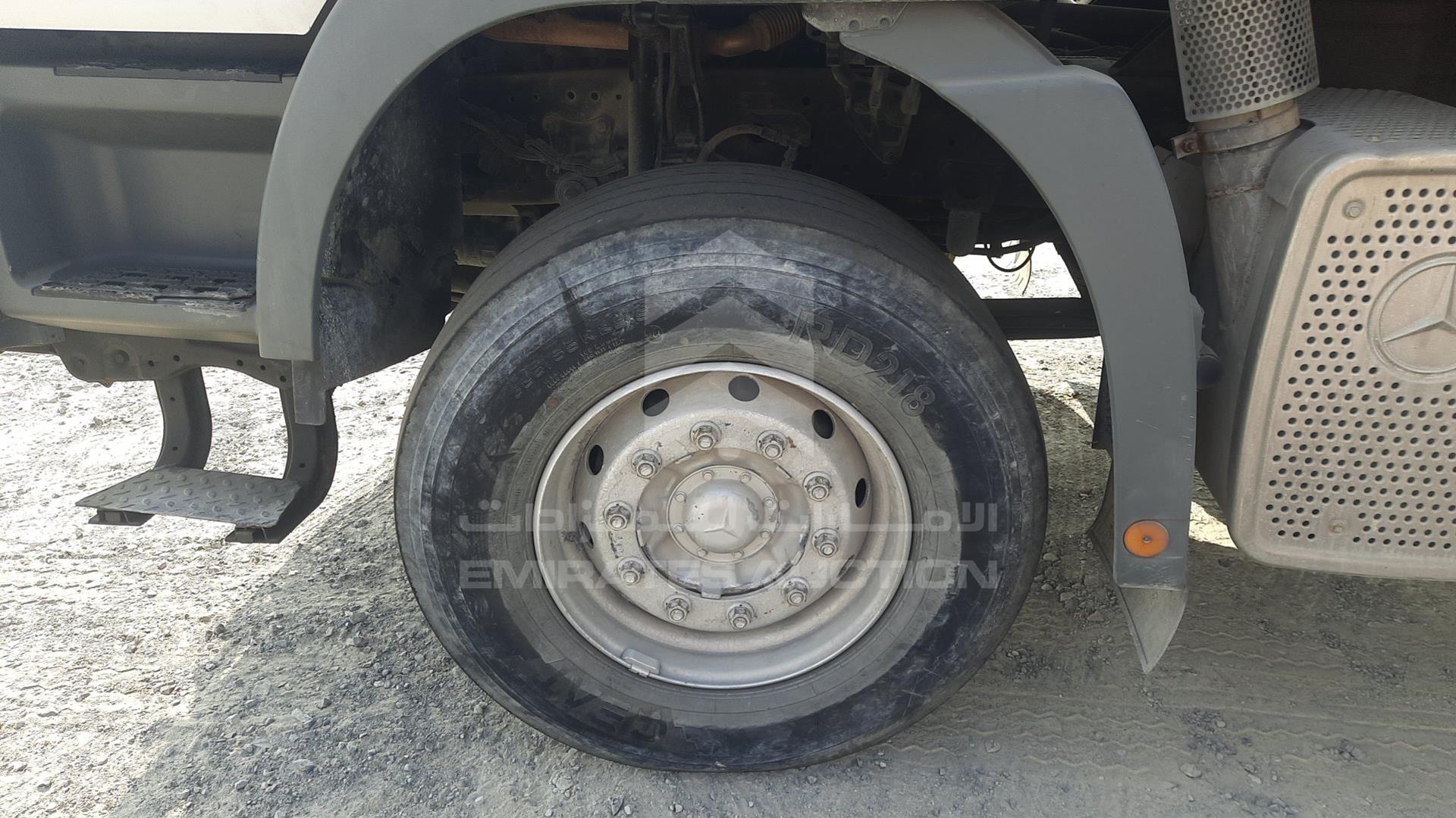 2007 MERCEDES ACTROS VIN: WDAKHCAAX7L179119