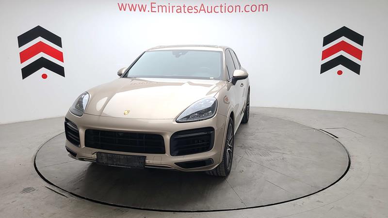 WP1AB2AY8KDA60374 2019 Porsche Cayenne S photo 9