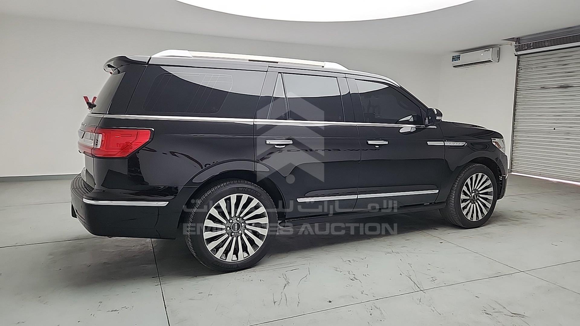 2018 LINCOLN NAVIGATOR VIN: 5LMJJ2LT4JEL16887