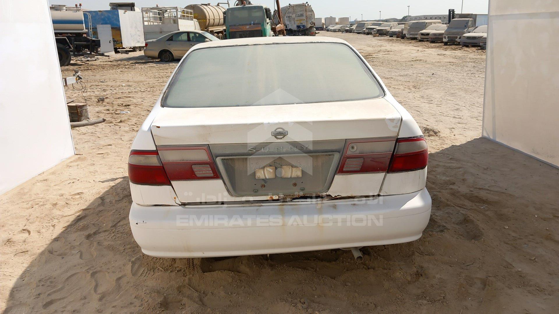 1999 NISSAN SENTRA VIN: JN1BB41S8XW002552