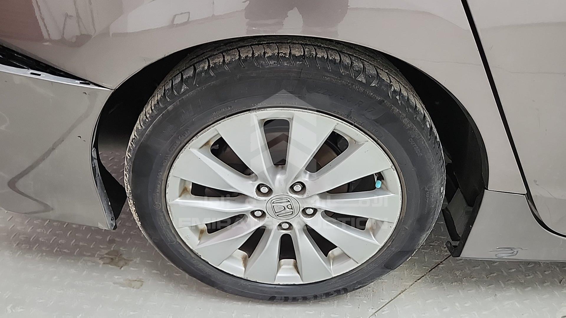 2015 HONDA ACCORD VIN: LUCCR2665F3406434