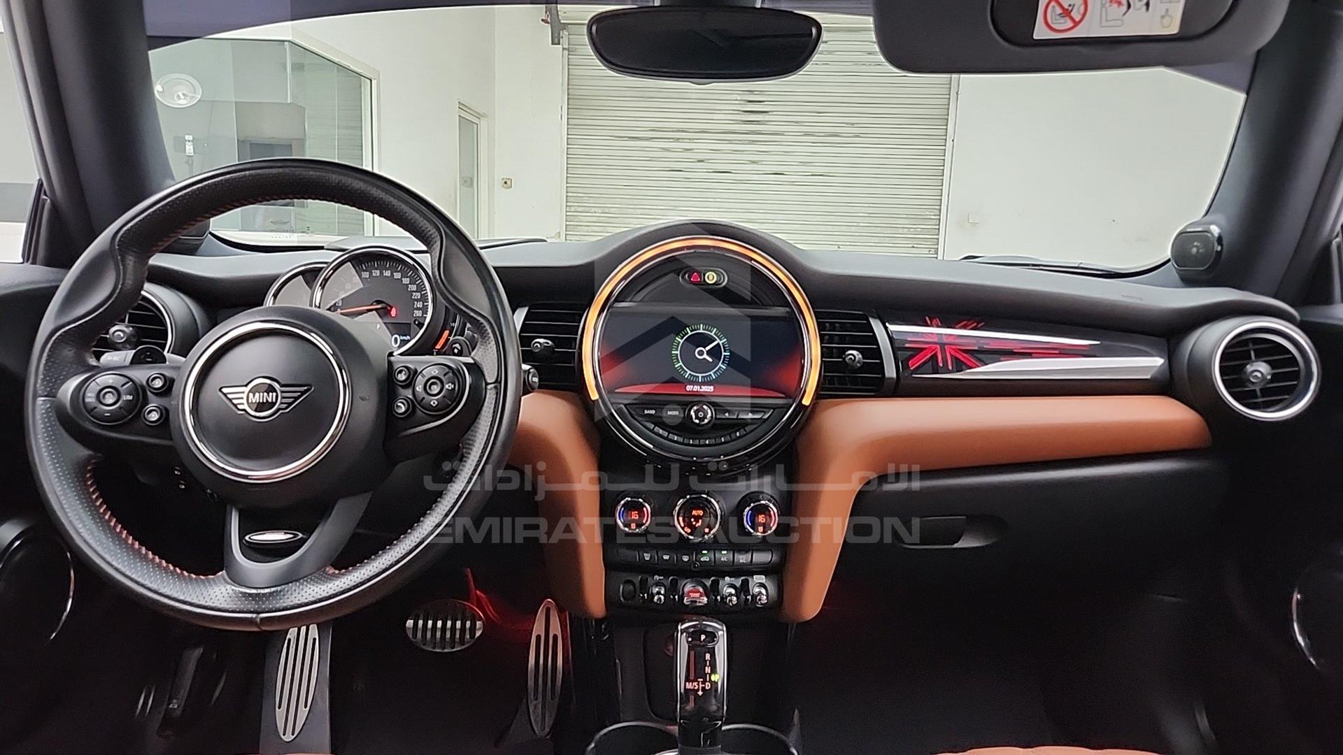2021 MINI COOPER S VIN: WMWXR5A0XM2N20164