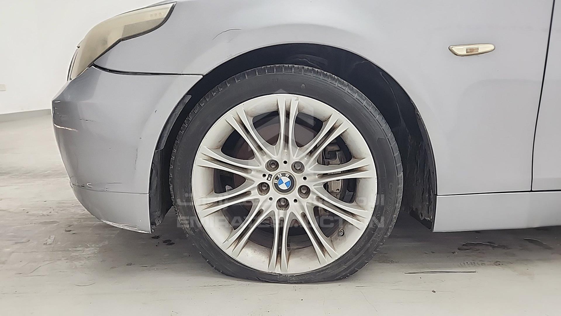2006 BMW 530 VIN: WBANE71076CM02939