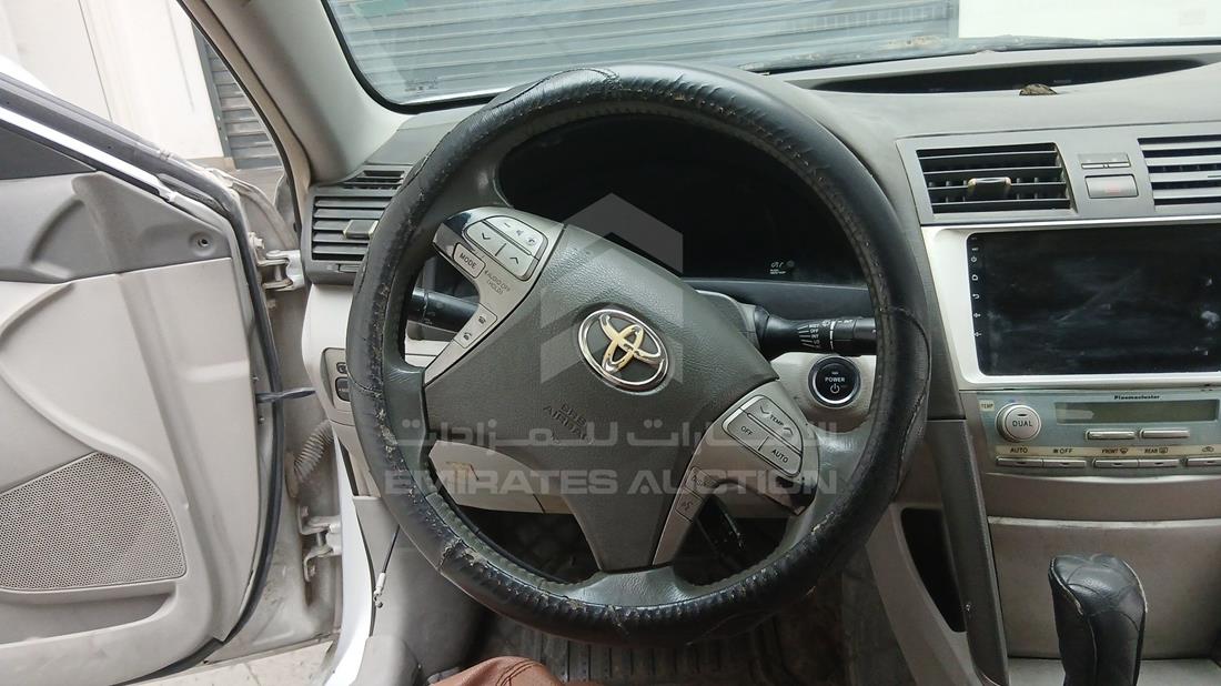 2007 Toyota Camry — Steering & Mounted Controls — Photo 14