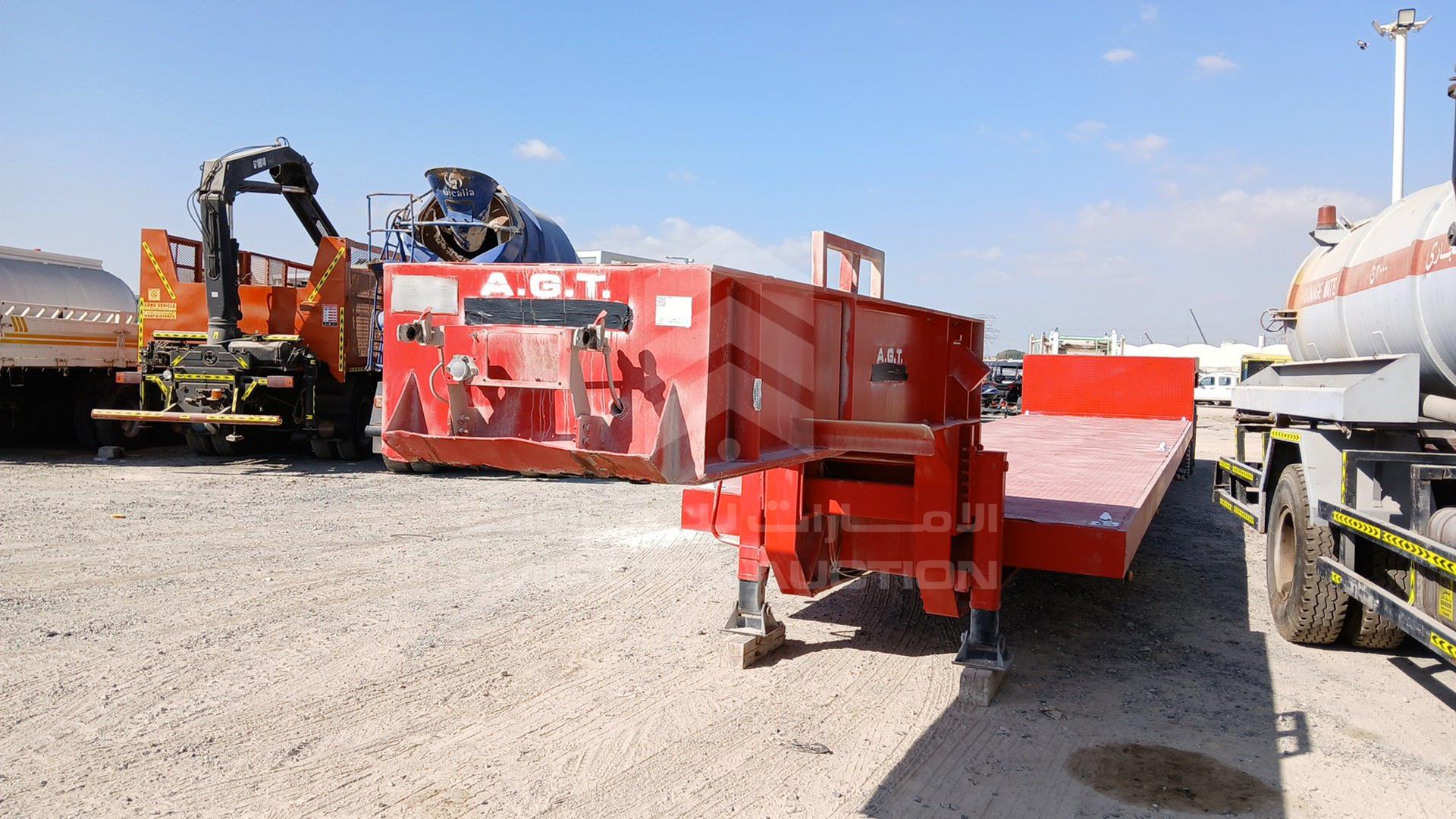 2008 LOW BED 2 AXLES VIN: 08027545LB818