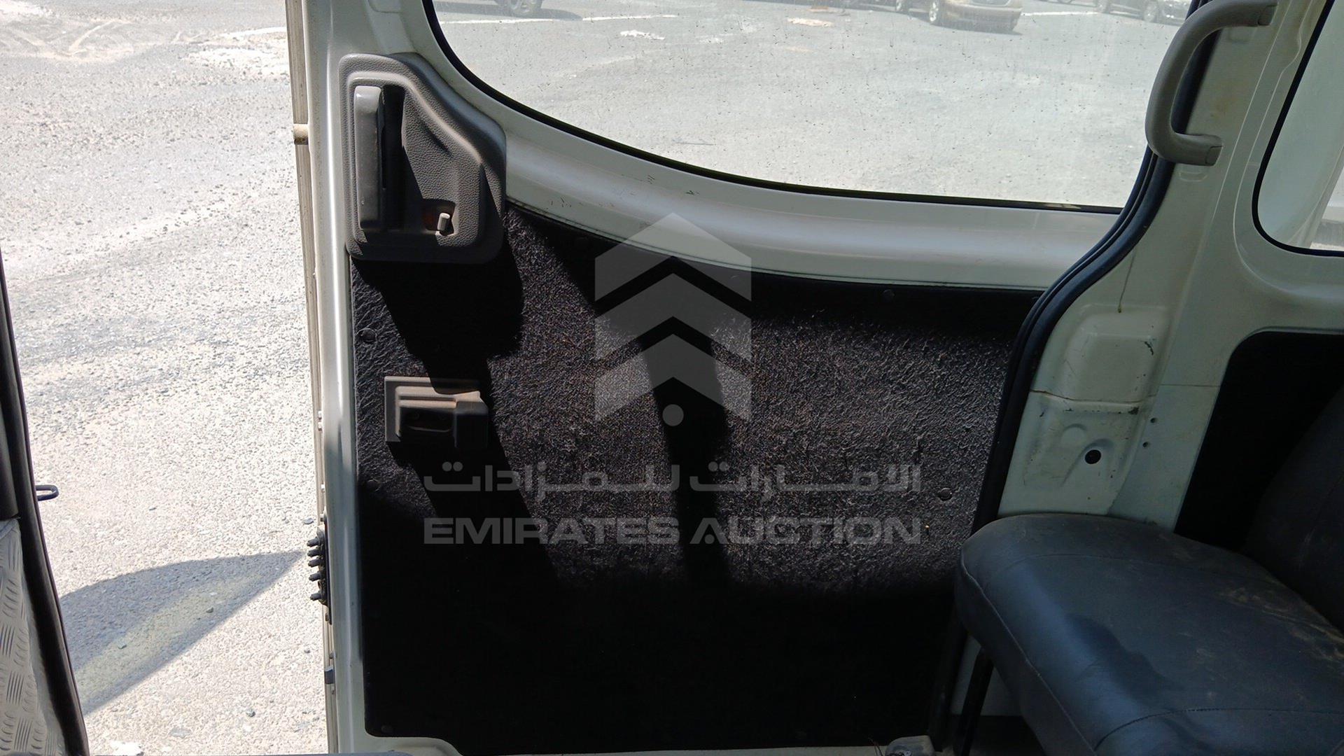 2016 MITSUBISHI CANTER VAN VIN: JN6BE6DS2G9800374