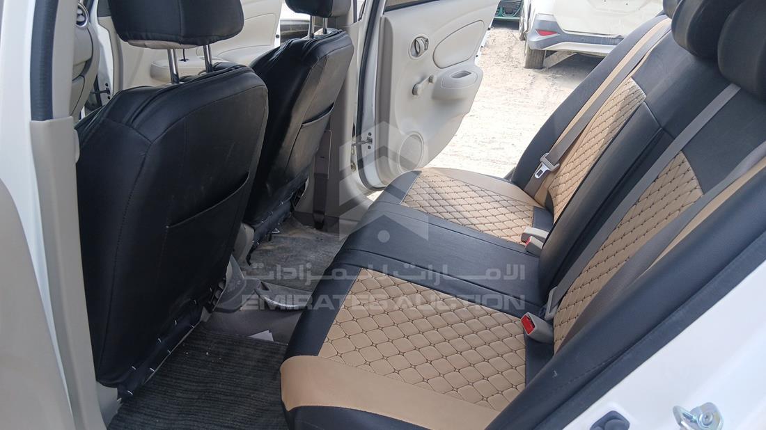 نيسان صني 2025 — زاوية الراكب الخلفي اليسرى — صورة 20