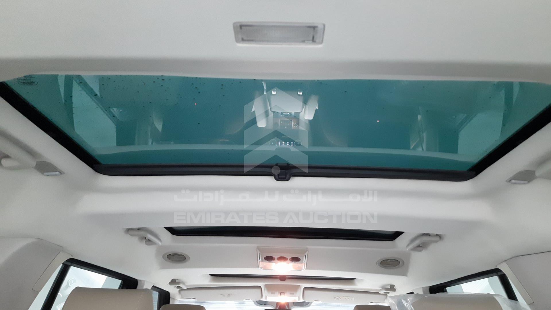 2015 LAND ROVER LR4 VIN: SALLAAAV6FA775622