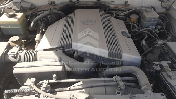 Lexus LX 470 2003 JTJHT00W533530026 Image 21