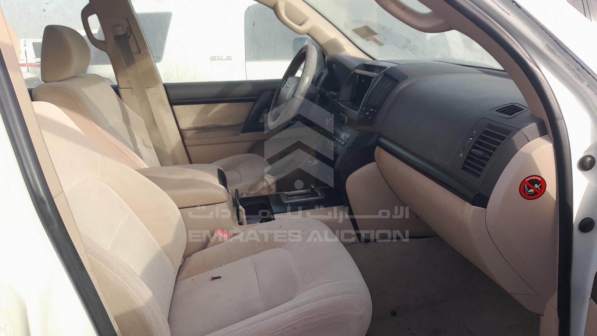 2013 TOYOTA LAND CRUISER VIN: JTMDU09J0D5065909