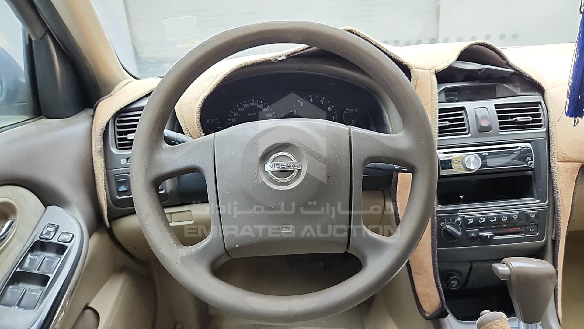 2002 NISSAN MAXIMA VIN: JN1CA31SX2T574847