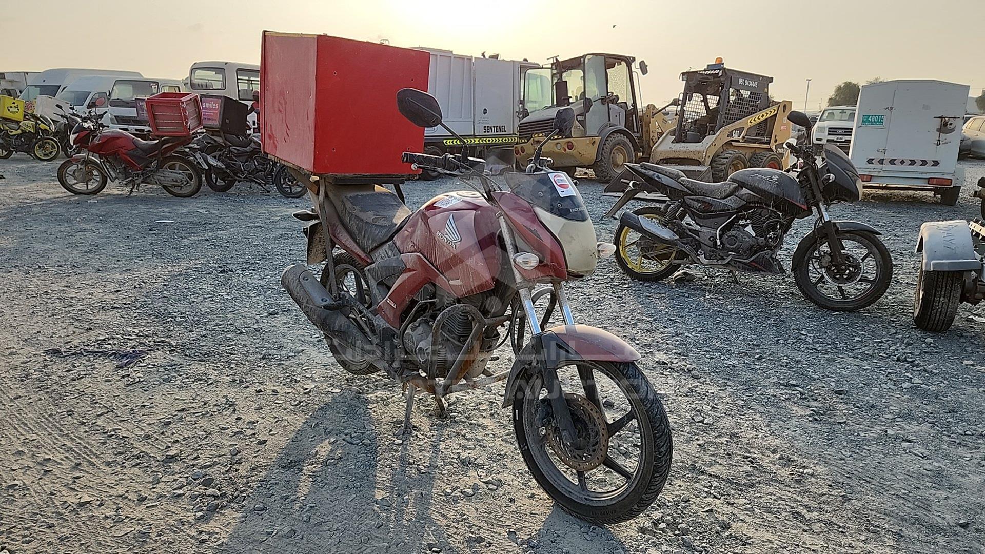 2017 HONDA UNICORN VIN: ME4KC2069H8003383