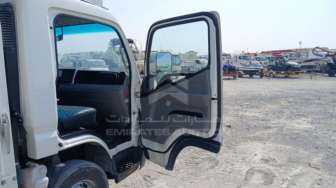 2026 Mitsubishi Canter — Front Right Door — Photo 23