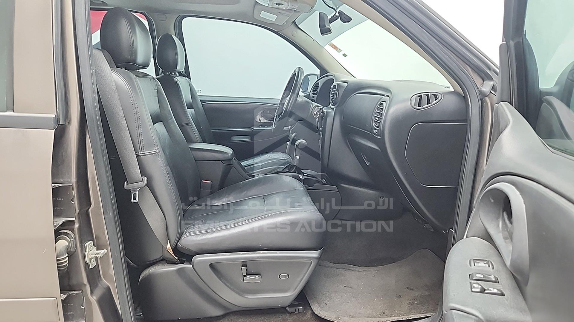 2008 CHEVROLET TRAILBLAZER VIN: 1GNDT13S482242437
