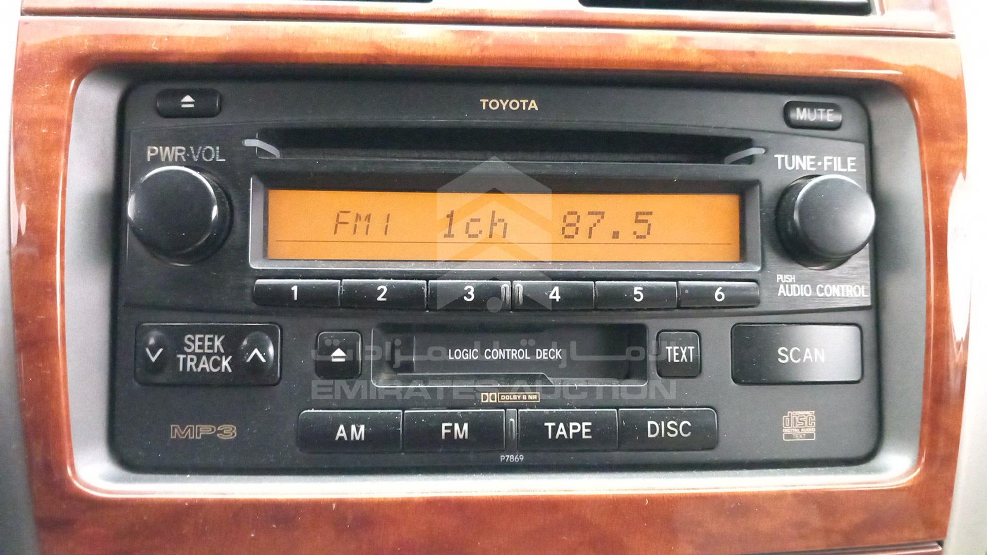 2011 TOYOTA COROLLA VIN: RKLBC42E5B4501352