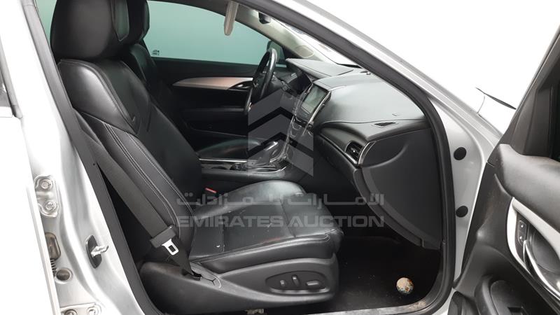 1G6AH5RX9G0106762 Auction: EmiratesAuction Lot: 414960 1G6AH5RX9G0106762 Cadillac ATS 2016 SILVER Photo 30
