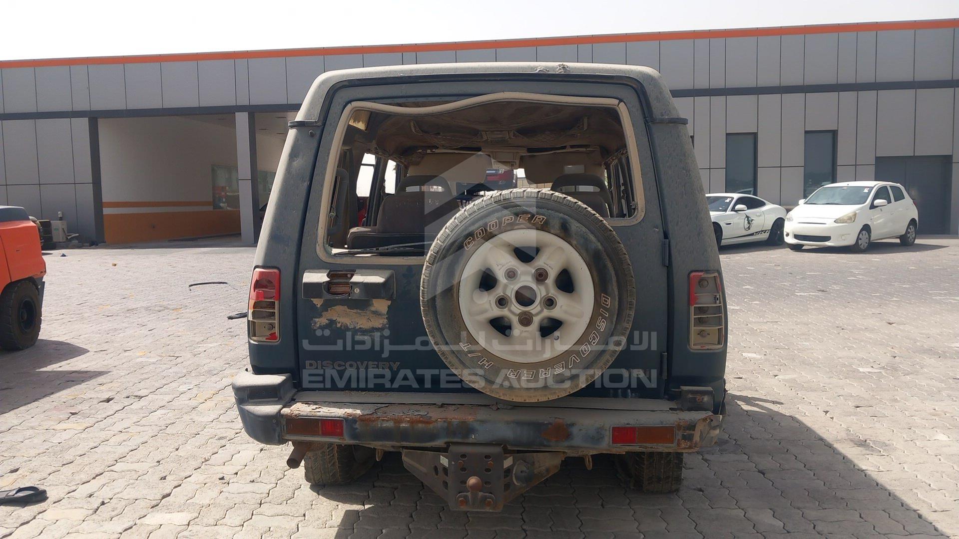 1996 LAND ROVER DISCOVERY VIN: SALLJGMM4TA518539