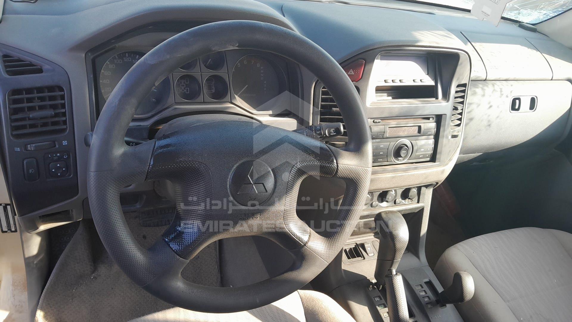 2007 MITSUBISHI PAJERO VIN: JMYLRV73W7J704401