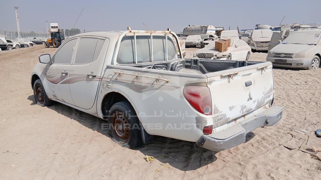 2012 Mitsubishi L 200 — Rear Left Angle — Photo 6
