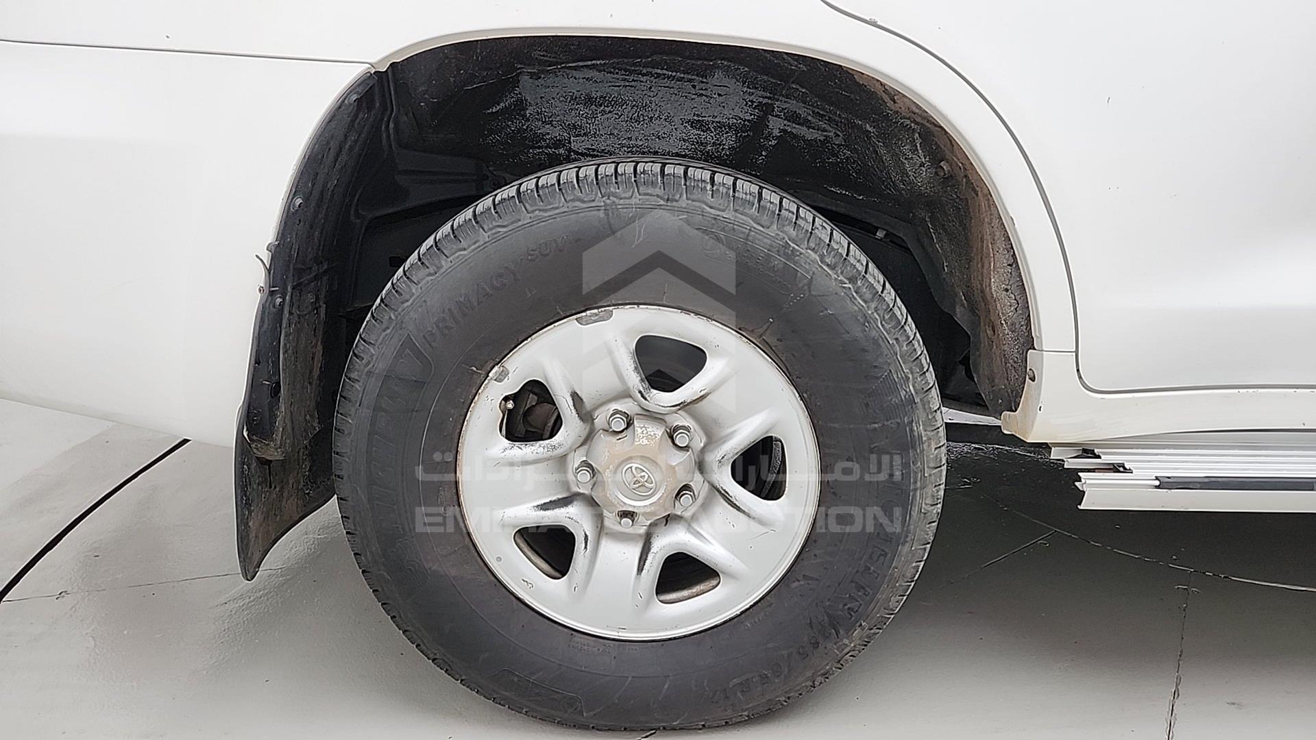2015 TOYOTA LAND CRUISER VIN: JTMHU09JXF5098016