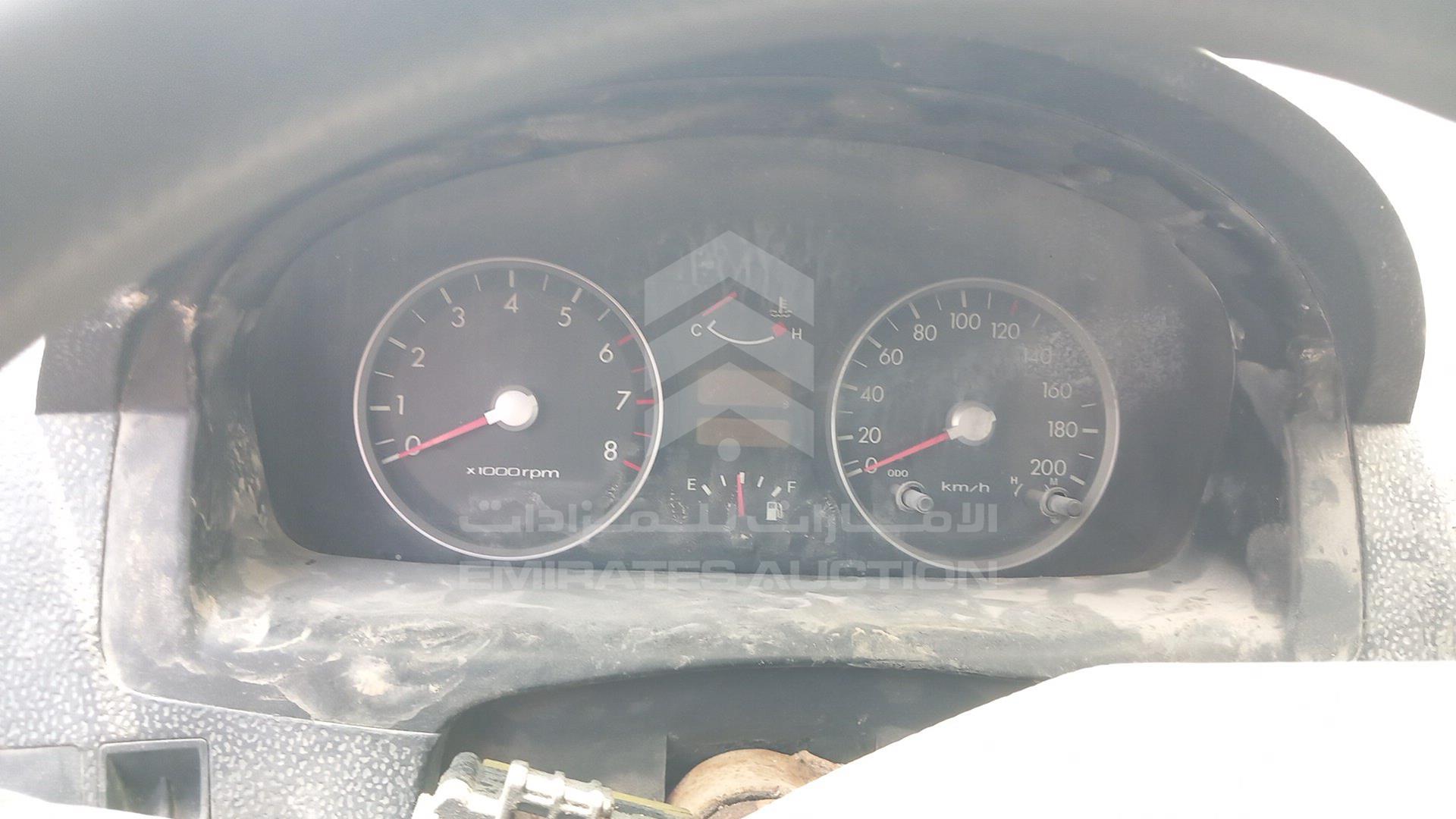 2004 HYUNDAI --- VIN: KMHBT51H44U182149