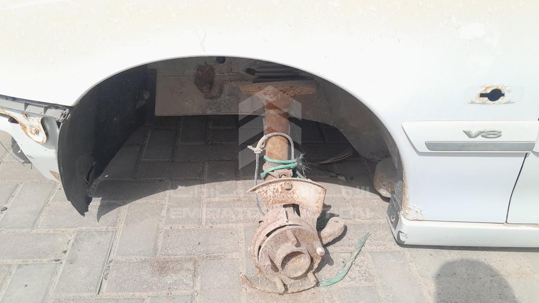 2004 Chevrolet Caprice — Front Left Tyre — Photo 28