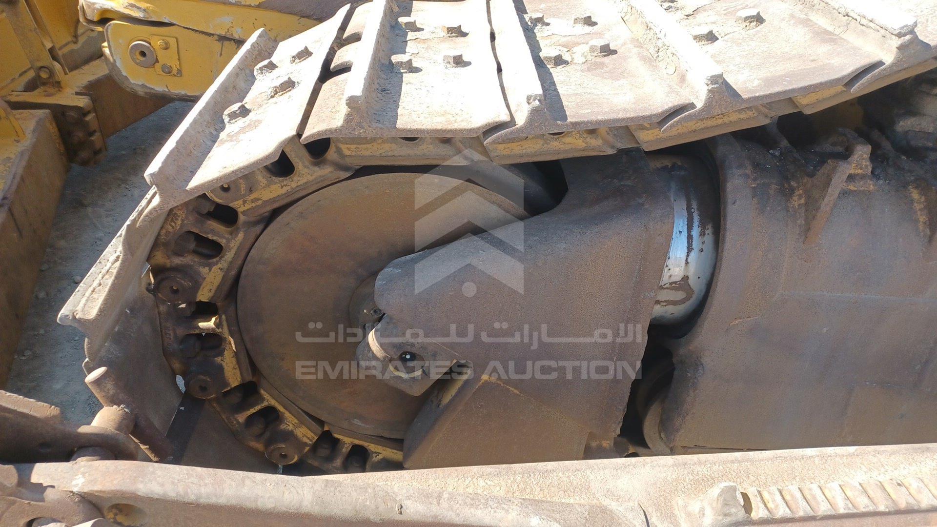 2015 CATERPILLAR D6R VIN: CAT00D6RTEMM00277