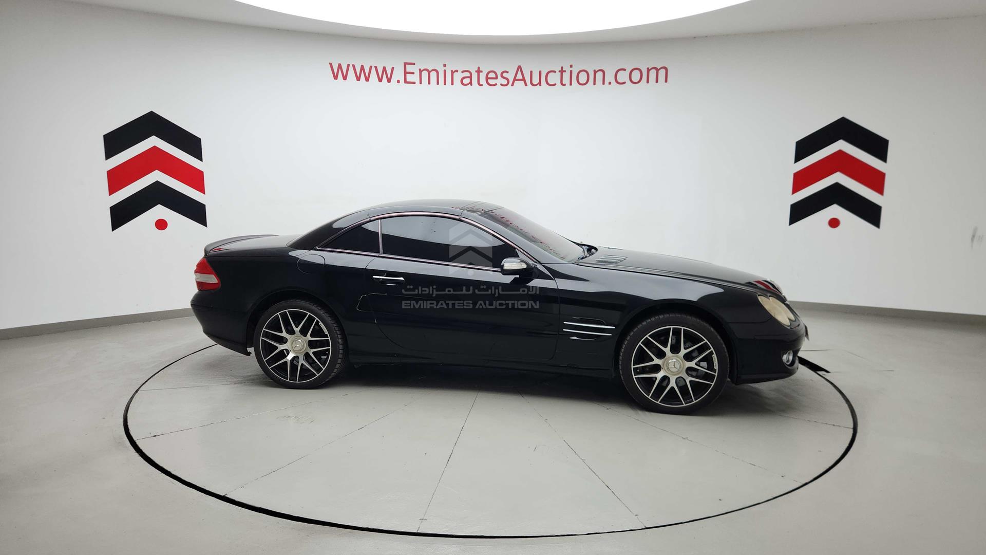 2007 MERCEDES SL 500 VIN: WDBSK71F37F122470