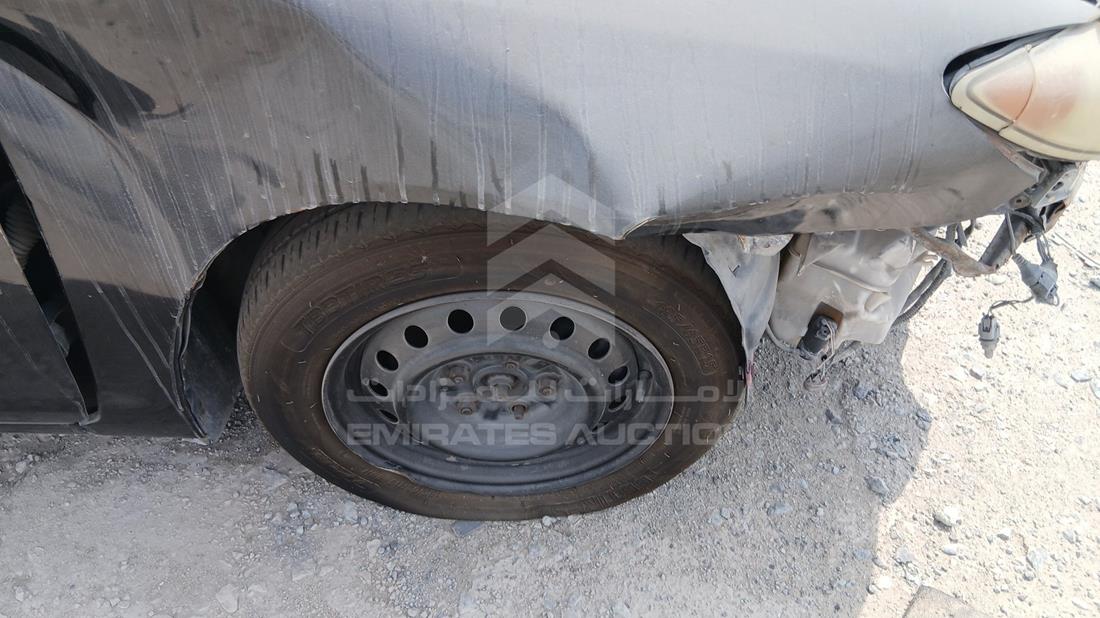 2005 Toyota Camry — Front Right Tyre — Photo 28
