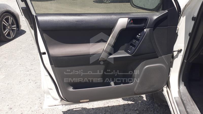 JTEBX9FJ7DK110252 Auction: EmiratesAuction Lot: 409139 JTEBX9FJ7DK110252 Toyota Land Cruiser Prado 2013 WHITE Photo 12