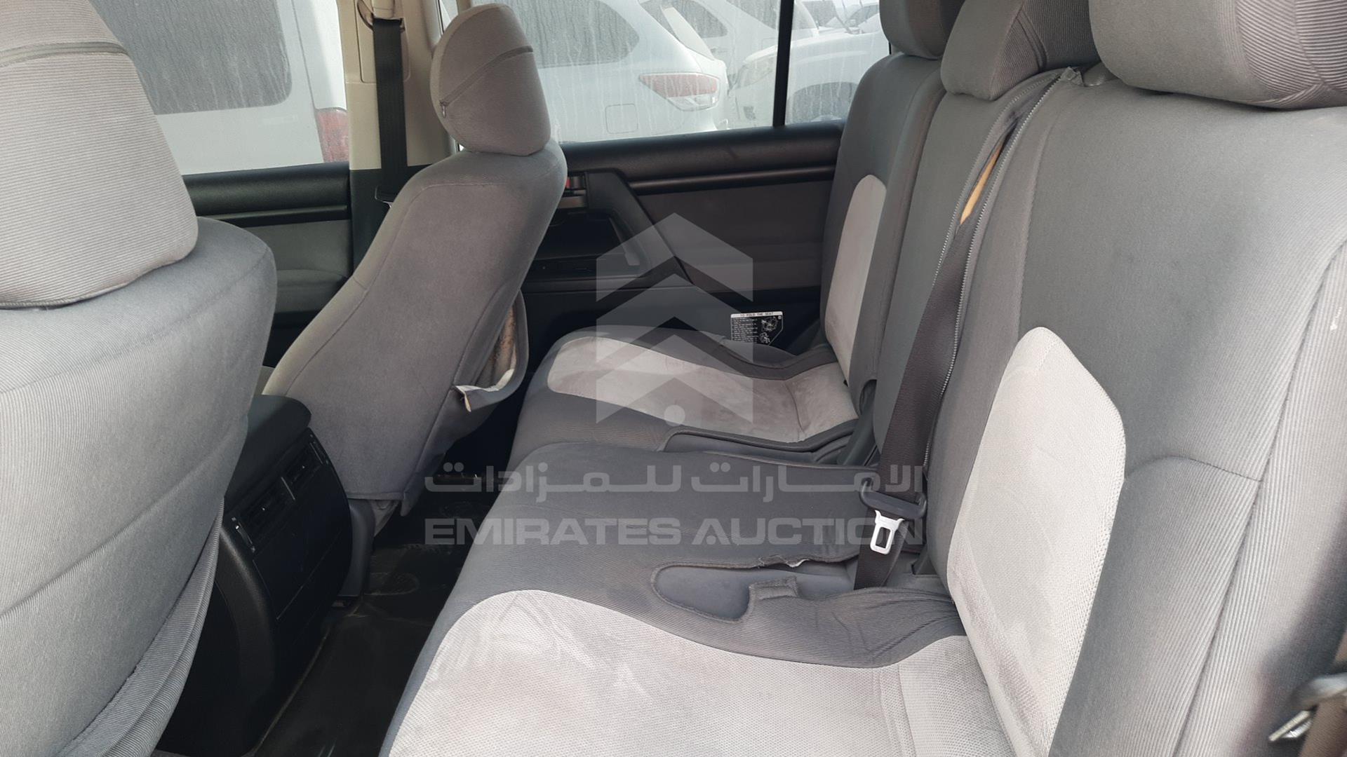 2011 TOYOTA LAND CRUISER VIN: JTMDU09J0B4034839