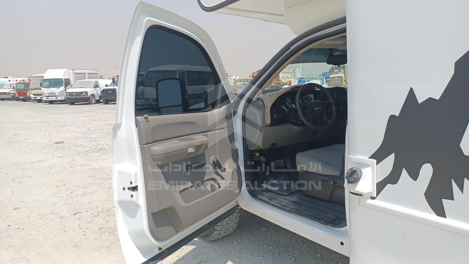 2008 CHEVROLET SILVERADO VIN: 1GCHK24K58E105295