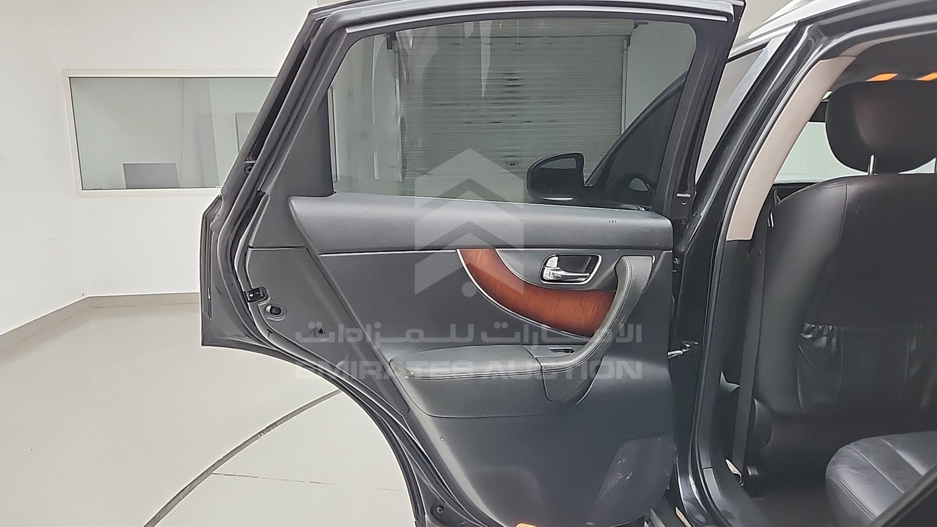 2009 INFINITI FX 35 VIN: JNRAS15Y89M500870