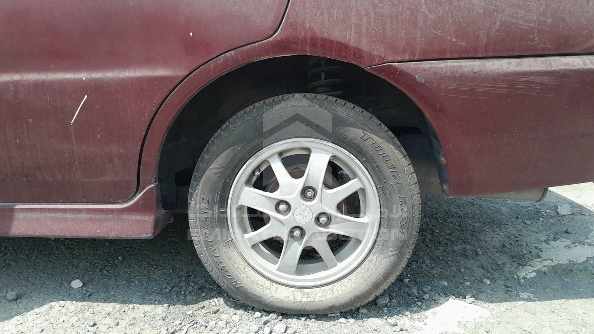 1999 MITSUBISHI LANCER VIN: JMYSRCK4AXU000886
