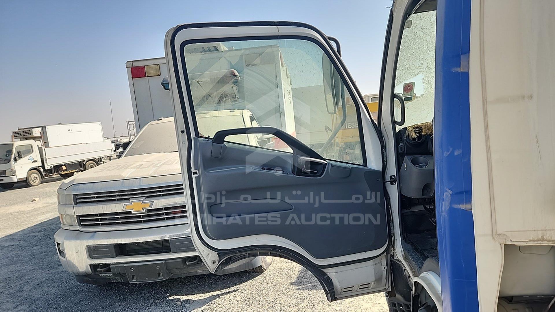 2020 HINO 300 VIN: JHHUCN1H5LK033981