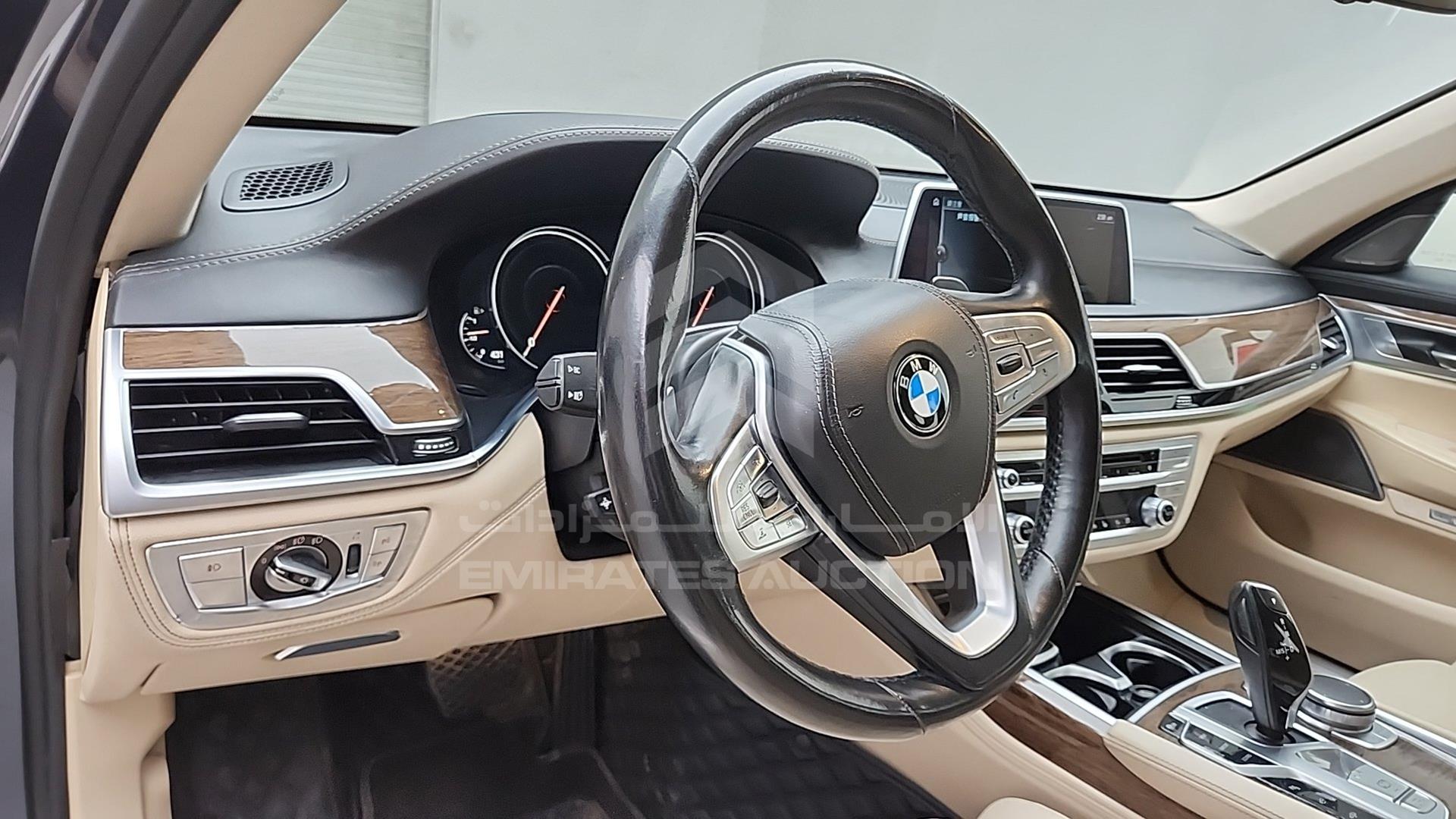 2016 BMW 740 VIN: WBA7E2C59GG546751
