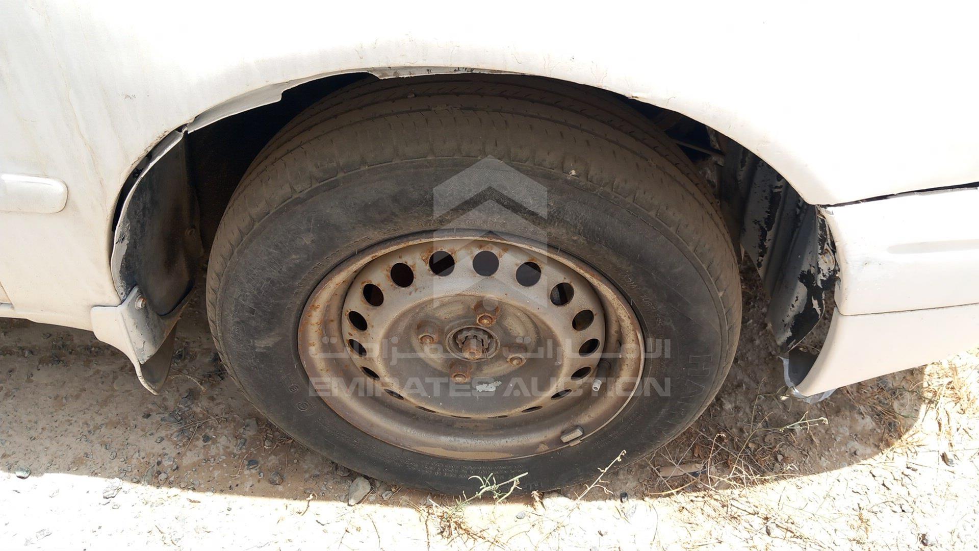 1999 TOYOTA COROLLA VIN: JT2EB13E3X4002141