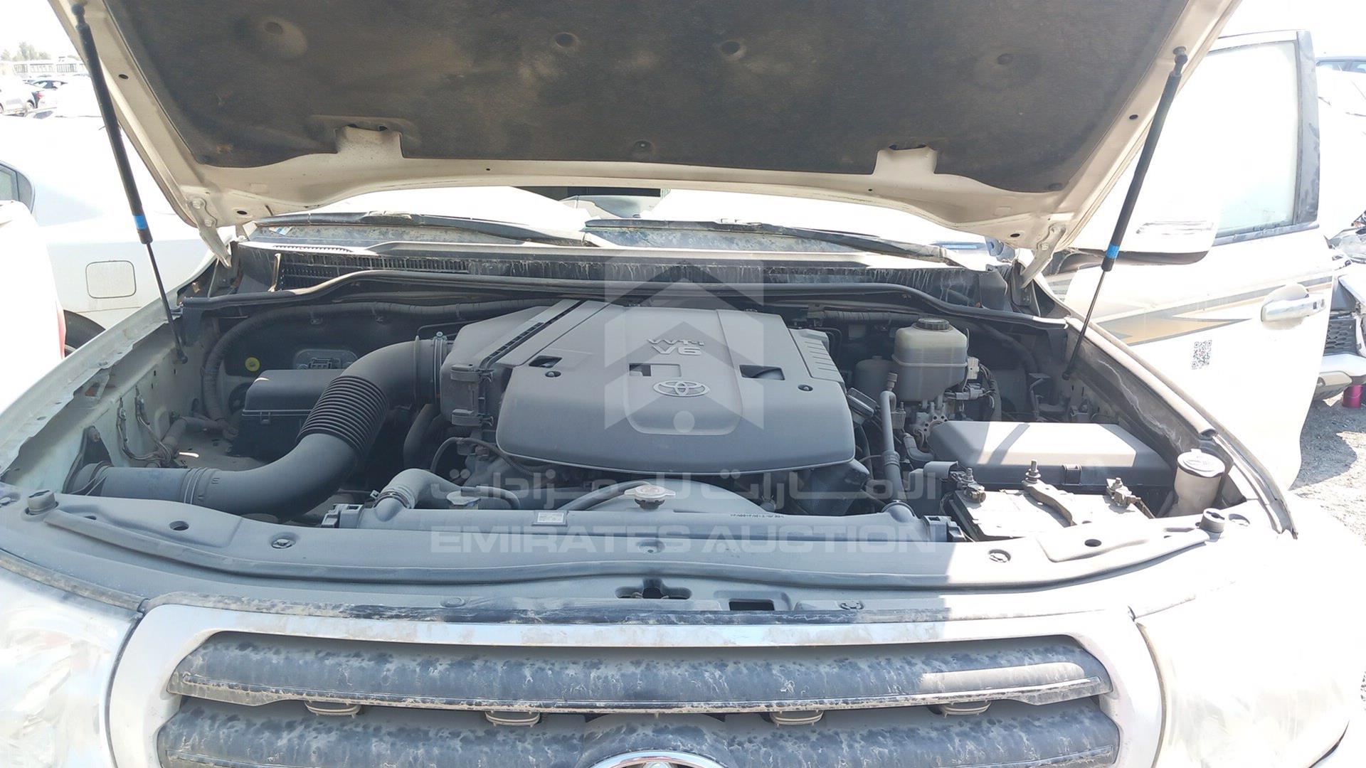 2009 TOYOTA LAND CRUISER VIN: JTMDU09J494018850